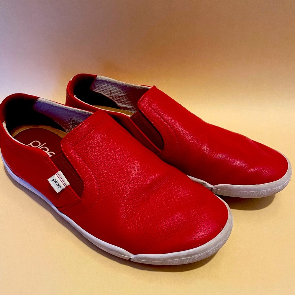 Marten PLAE shoes size W8 M 6.5 with dust bag RRP 160$ 💙